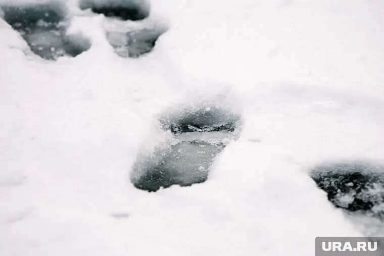 Водителей призвали быть осторожнее на дорогах из-за снега
Фото: Анастасия Соргина © URA.RU
