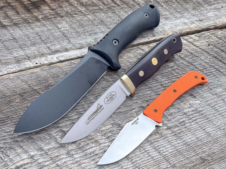 Слева направо: Spartan Blades Харси Нессмук, Fallkniven F1L3GMM и Hogue Knives Extrak.