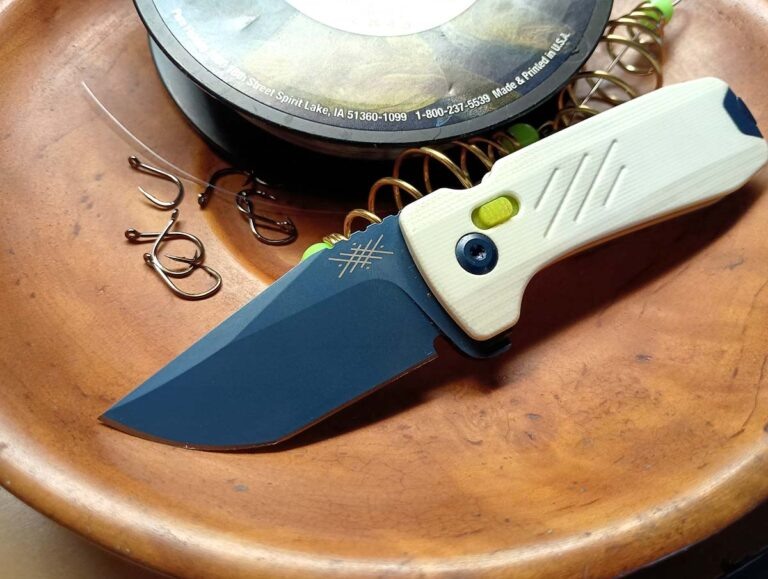 Сверхлегкая и невероятно прочная шерсть Merino MM от Pepperwool — идеальный выбор для повседневного использования.