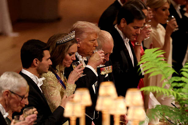 Фото Phil Noble / POOL / AFP