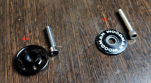 Новая и старая крышка (часть рулевой ,которая её сжимает) 