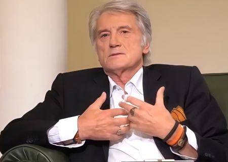    Ющенко призвал украинцев брать пример со спартанцев и идти на Москву