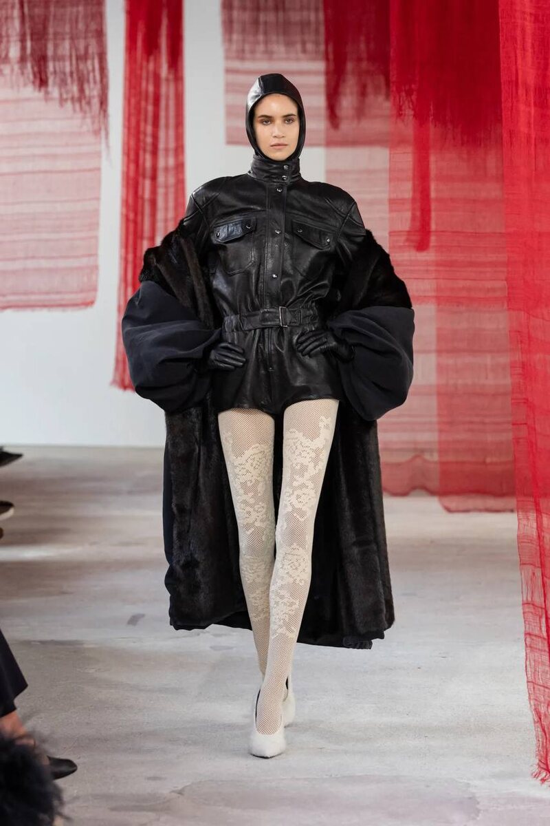 Magda Butrym Fall/winter 2025-2026 Ready-To-Wear Fashion Show