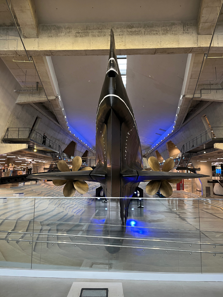 Подводная лодка 