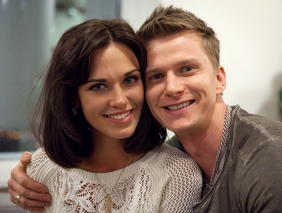 Ирина Антоненко и Роман Курцын, кадр со съёмок сериала «Корабль»