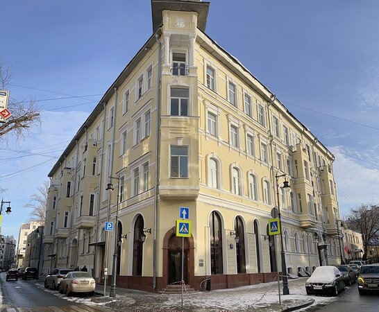 Дом-корабль в центре Москвы: где Толстой печатал «Анну Каренину», а Бердяев пил кофе.