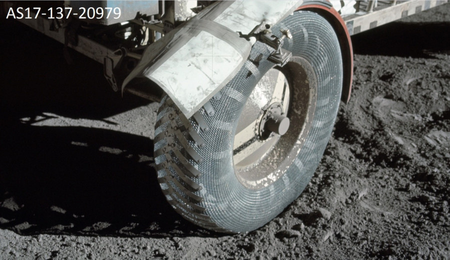 "Бумажное крыло" Аполлона-17 крупным планом