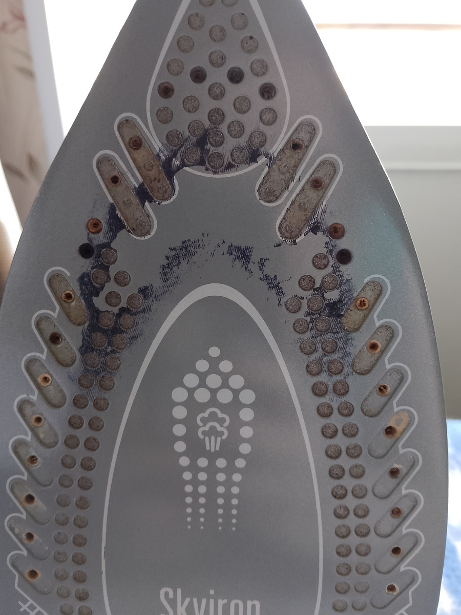 Отколупнула - стало так. Фото автора 