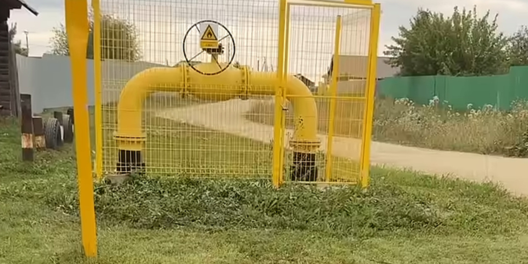 Никогда не подключайте к газу частный деревенский дом. Вот почему