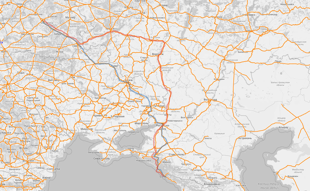Синим обозначен классический маршрут Минск-Адлер через Украину, красным - современный путь в обход 
