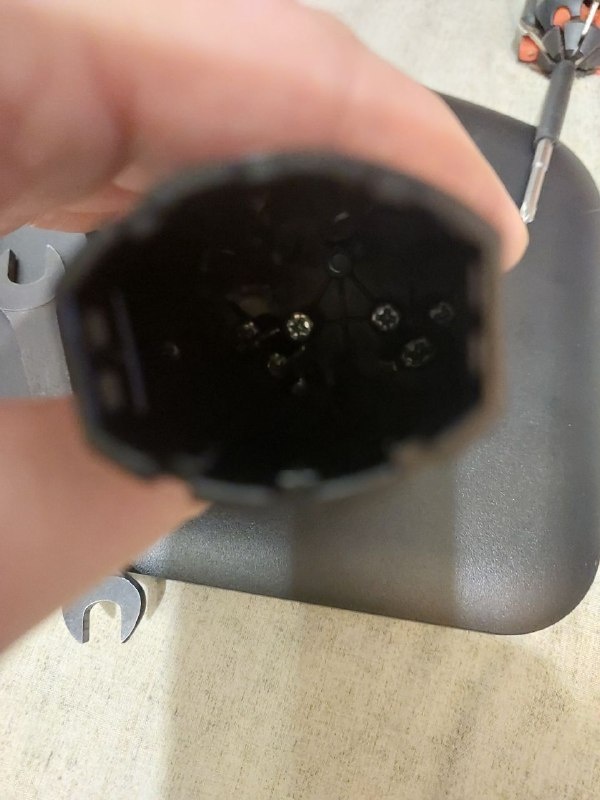 винты в ножке