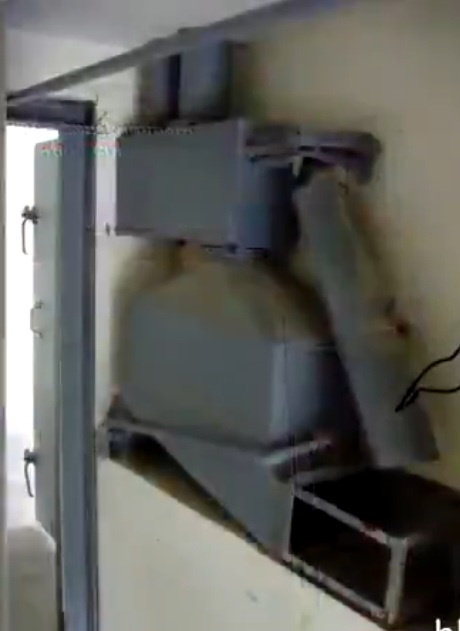 Базовая установка фирмы Дегеш на Циклоне Б в дезинфекционных камерах, КЛ Дахау. 