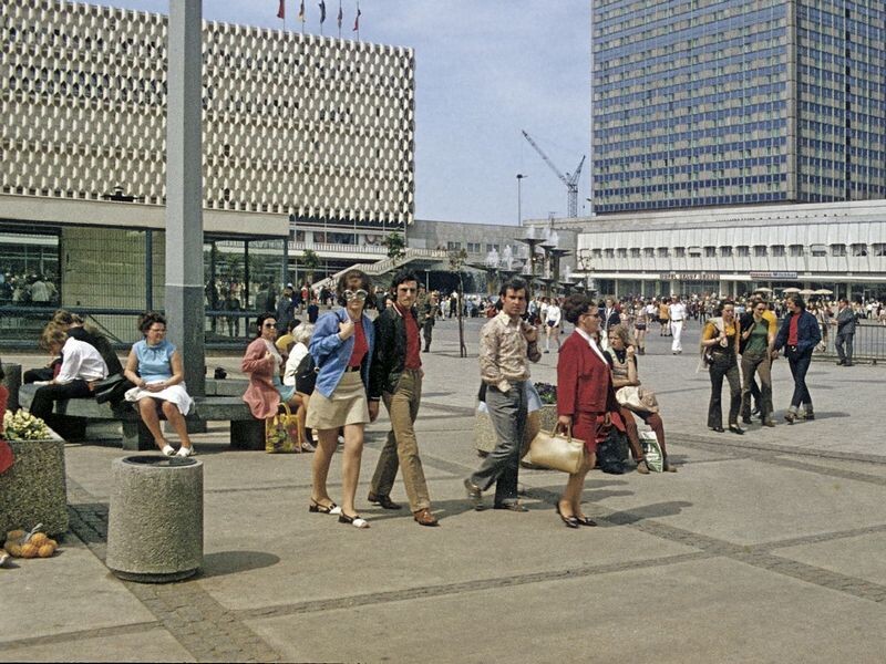 Александерплатц в Восточном Берлине, 1976 год. Источник фото: pastvu.com
