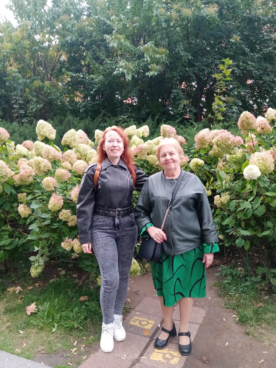 С Ириной в Александровском саду 