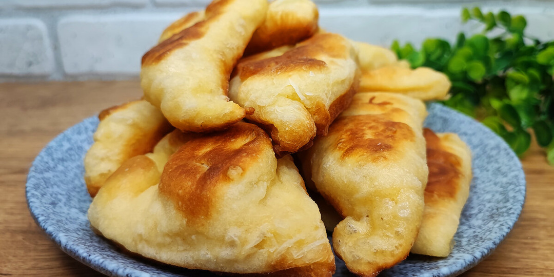 Воздушные пышки на кефире с манкой — мягкие, вкусные и без заморочек