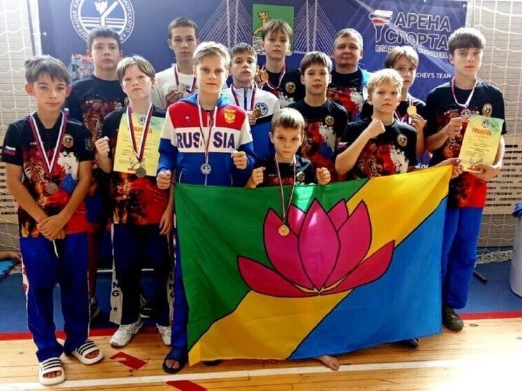     Более 250 спортсменов встретились на открытом Кубке по кикбоксингу во Владивостоке фото: пресс-служба администрации Лесозаводского округа