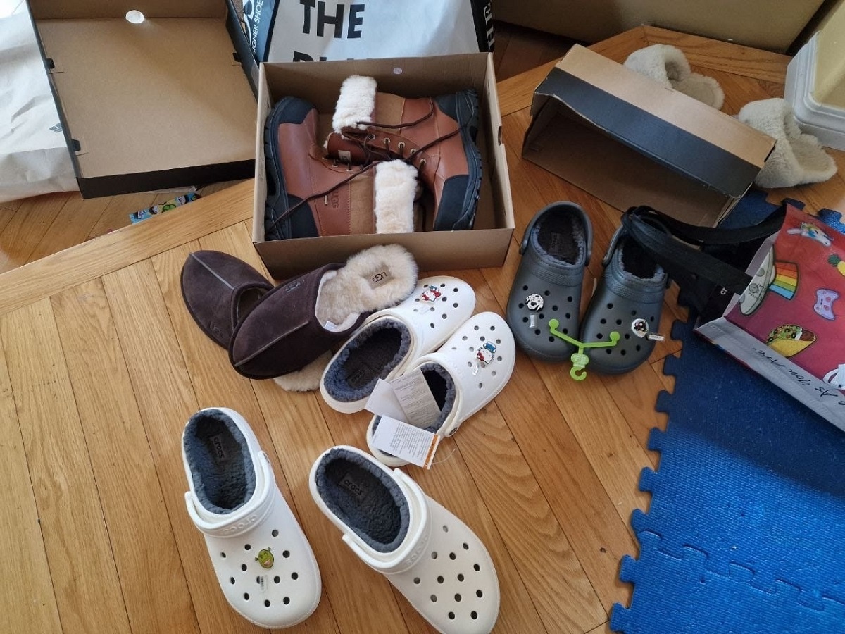    Нашла способ, который на 100% избавляет от вони в обуви: даже после спортзала и летней жары обувь благоухает