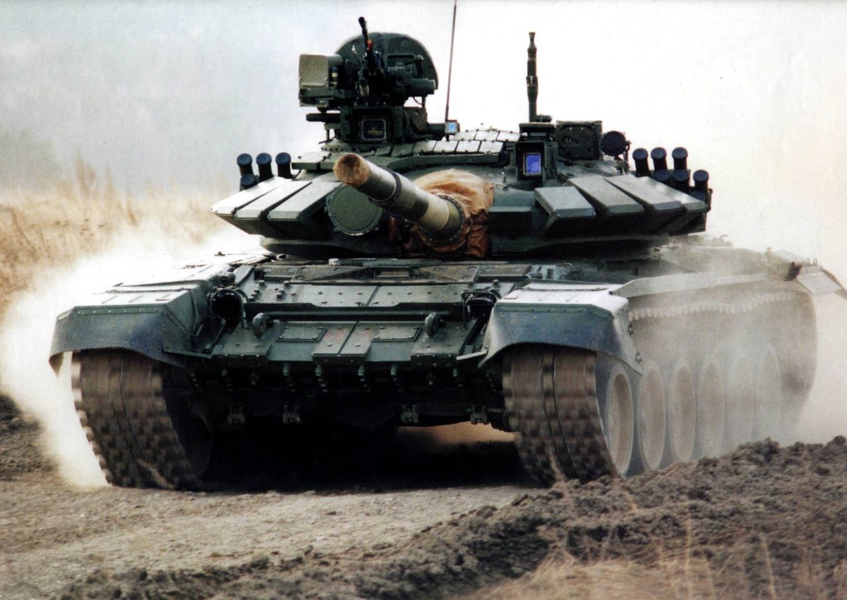 Опытный Т-90С ( Образец №1) на пробеговых испытаниях.                                                                           Фото: Аркадий Чирятников.