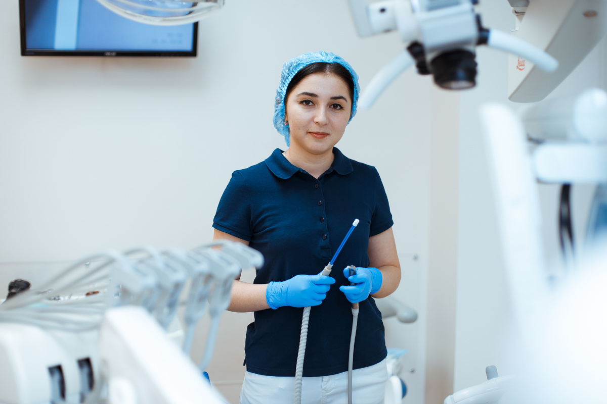 Фотография взята с сайта стоматологии Дмитрович Фэмили https://www.dmitrovich.ru/