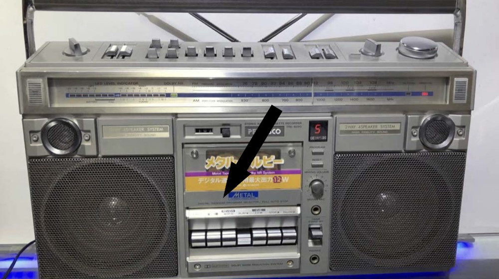    Взрыв ностальгии или пережиток прошлого? Магнитолы 80-х глазами современных меломанов