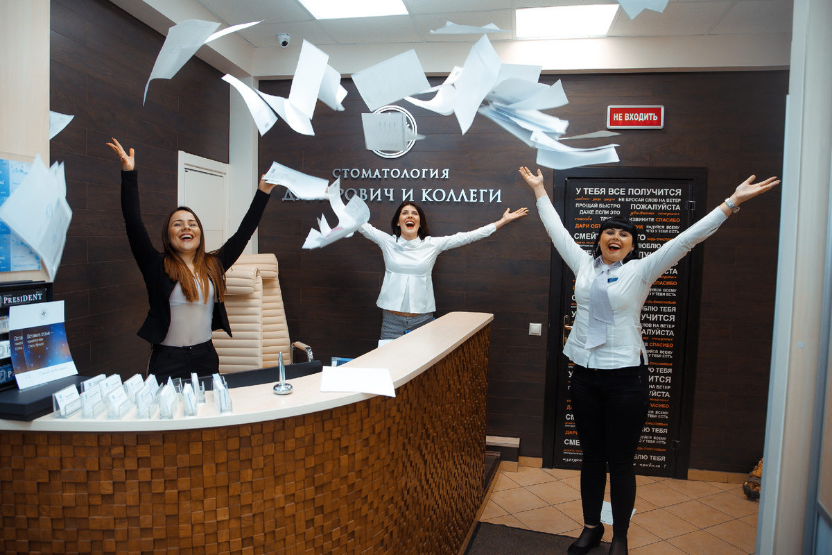 Фотография взята с сайта стоматологии Дмитрович Фэмили https://www.dmitrovich.ru/