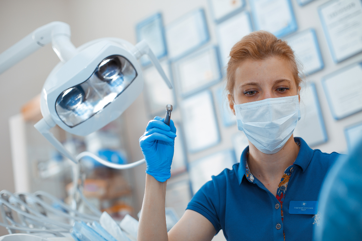 Фотография взята с сайта стоматологии Дмитрович Фэмили https://www.dmitrovich.ru/