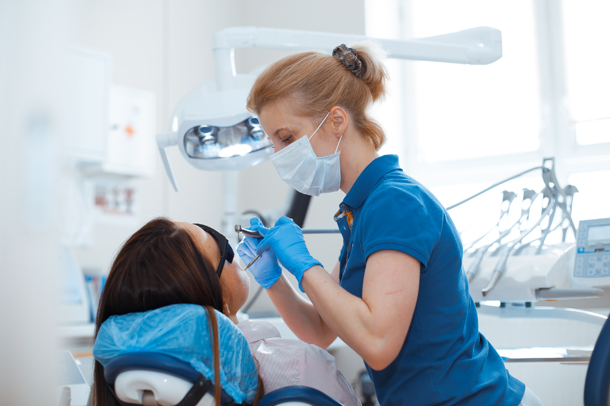 Фотография взята с сайта стоматологии Дмитрович Фэмили https://www.dmitrovich.ru/