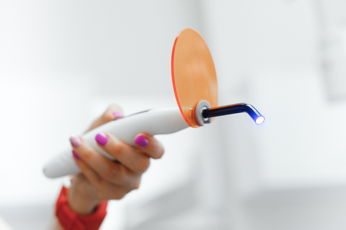 Фотография взята с сайта стоматологии Дмитрович Фэмили https://www.dmitrovich.ru/