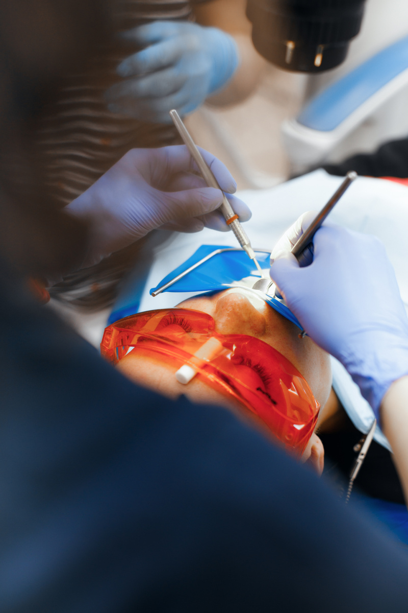 Фотография взята с сайта стоматологии Дмитрович Фэмили https://www.dmitrovich.ru/