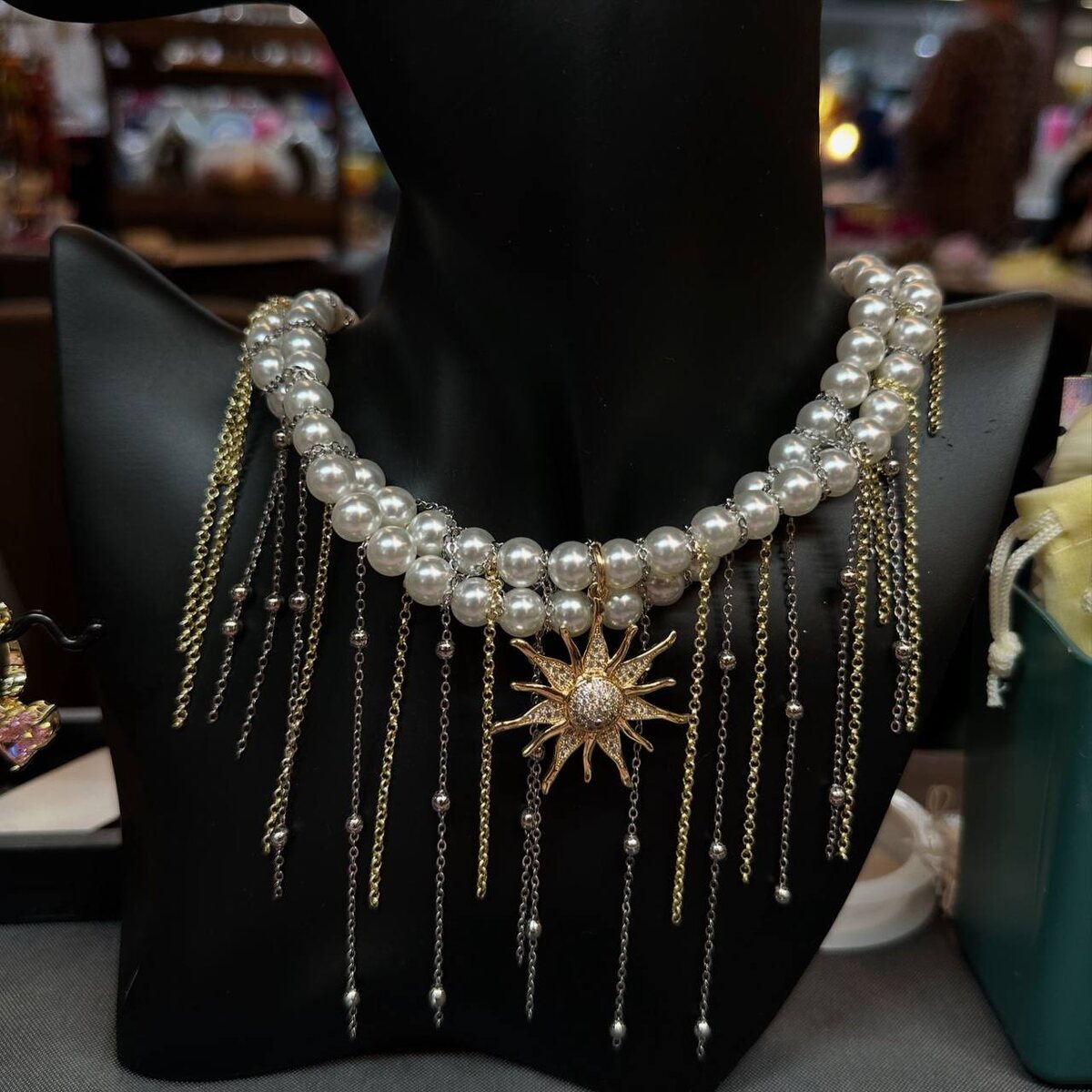 жемчужное колье, которое сделает ваш образ незабываемым