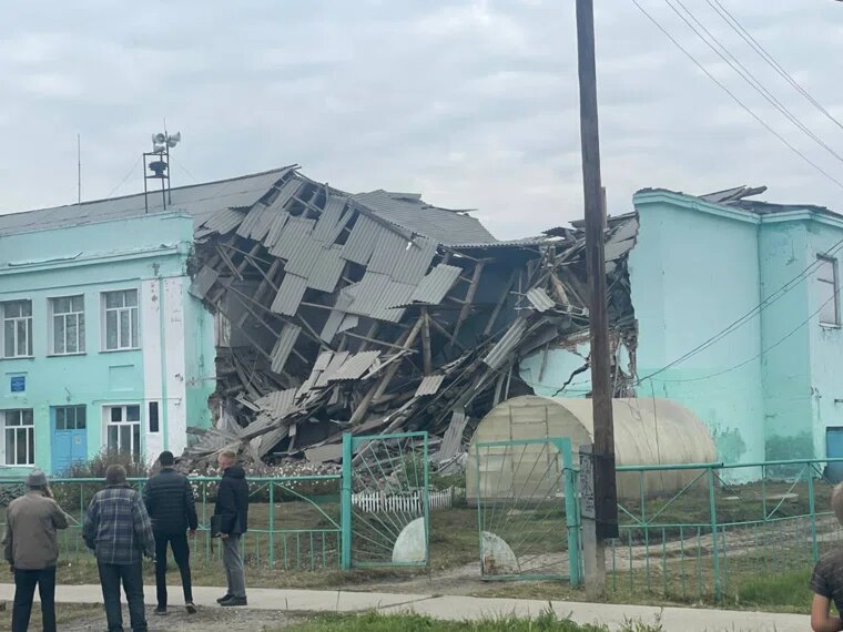 Последствия обрушения
Фото: Официальный телеграм-канал прокуратуры Новосибирской области / https://t.me/prokuratura_nso