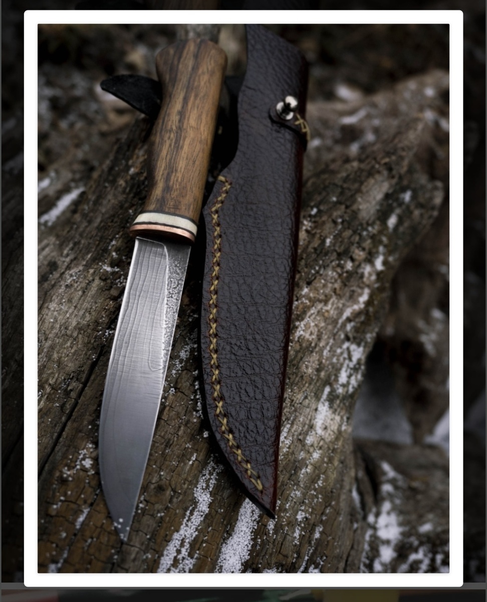 Фотографии владельца ножа