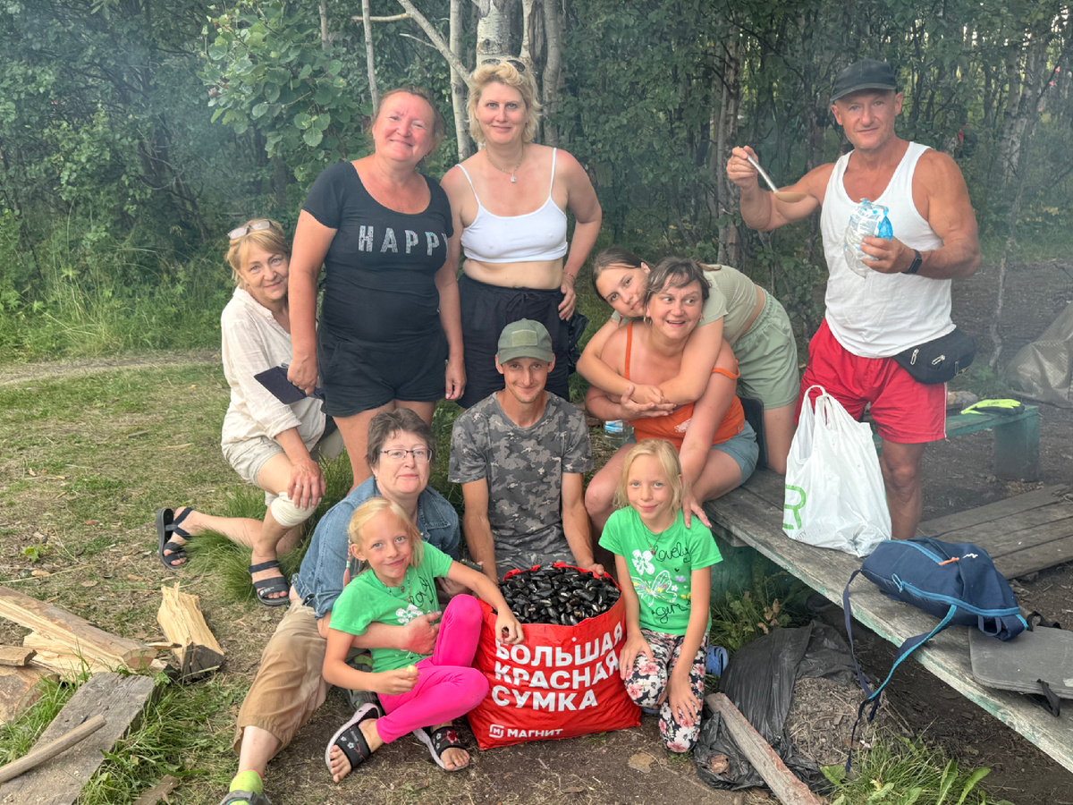 Собранные собственноручно мидии на ужин. 