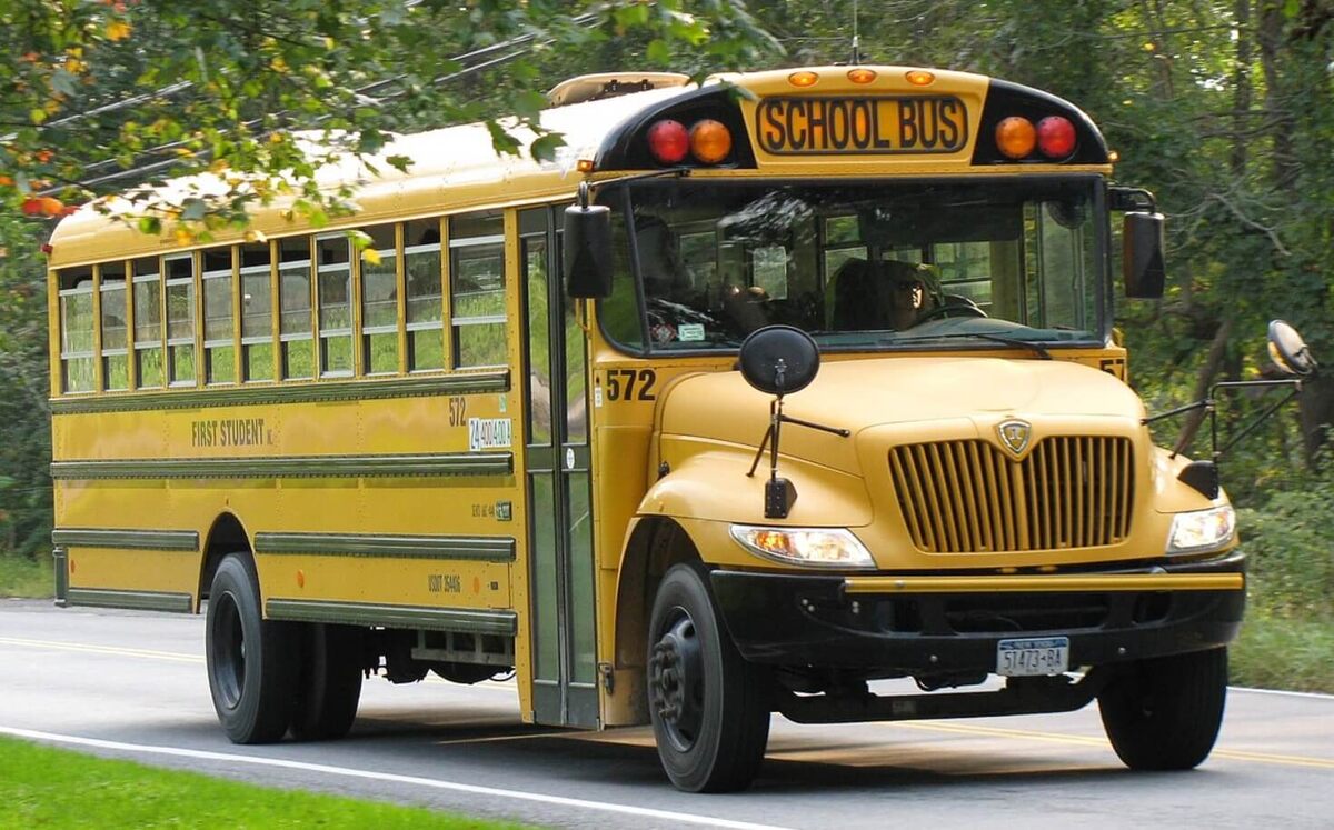    Школьные автобусы стали желтыми только в 1937 году. Источник изображения: wikimedia.org