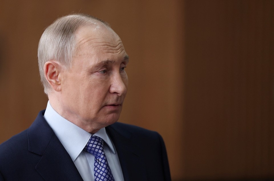    Песков сравнил график Путина с доменной печью REUTERS