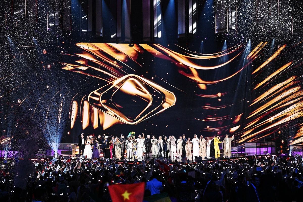     Участники Международного музыкального конкурса «Интервидение» в Москве / РИА Новости / Сергей Бобылев