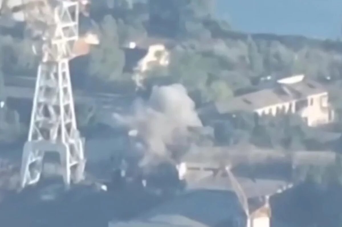    Уничтожение пункта дислокации ВСУ в Херсоне сняли с воздуха