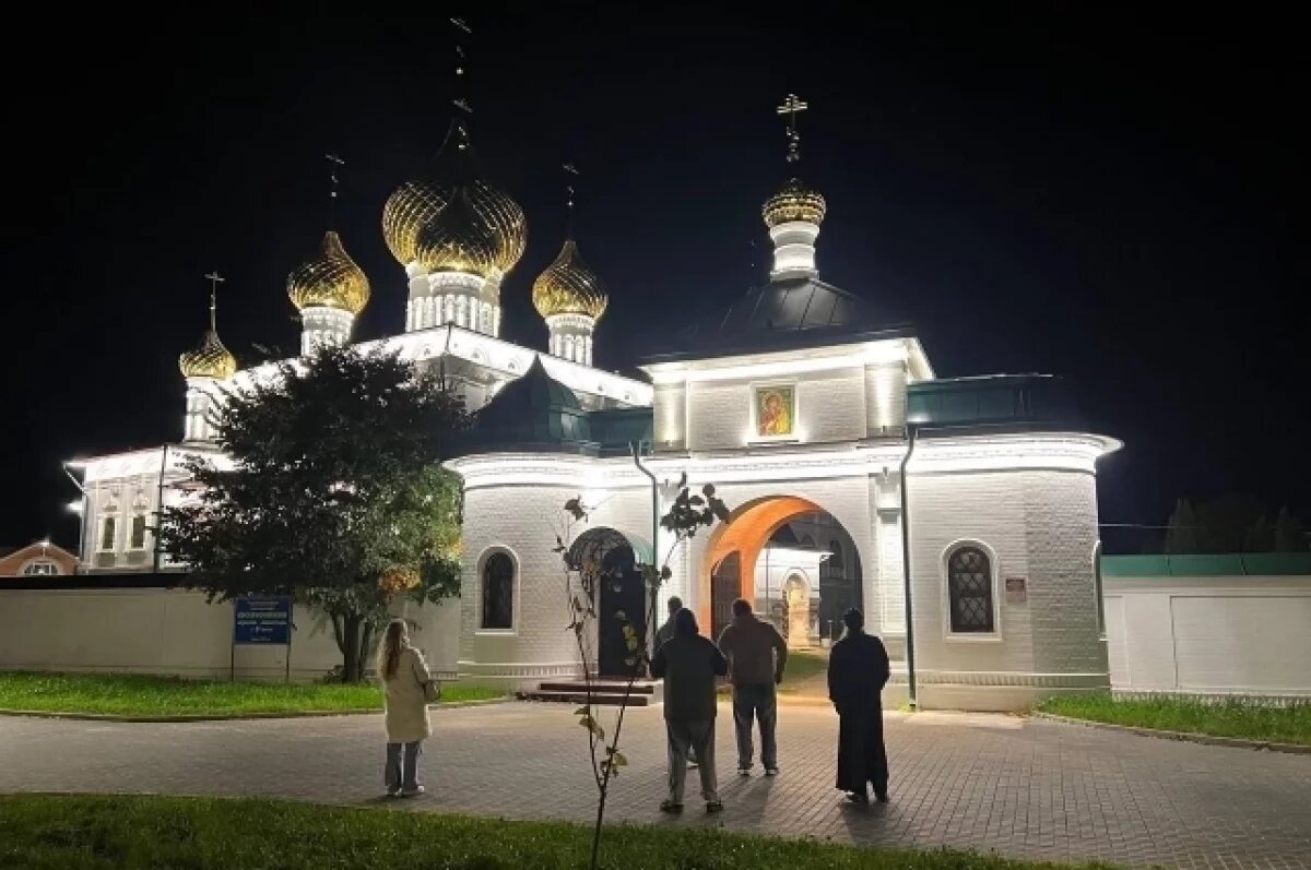    Более 200 объектов в Ярославской области украсили архитектурной подсветкой