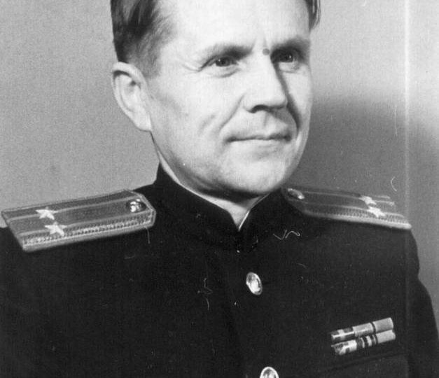 Самая популярная у североморцев песня написана на стихи одного из немногих оставшихся в живых защитников полуострова Рыбачий