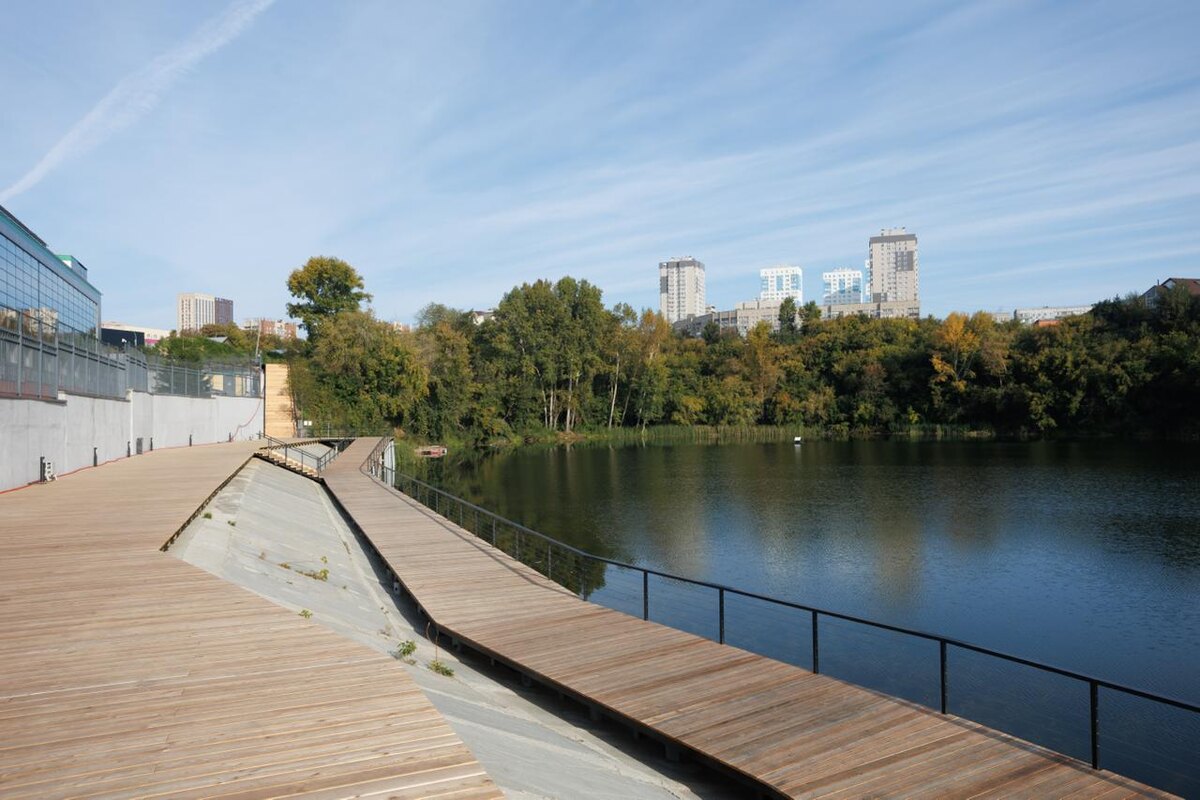 совсем скоро тут появится новый жилой комплекс от застройщика Брусника - ЖК Журинский Спуск - узнать все подробности и купить квартиру от застройщика Вы можете на нашем сайте oblakansk.ru