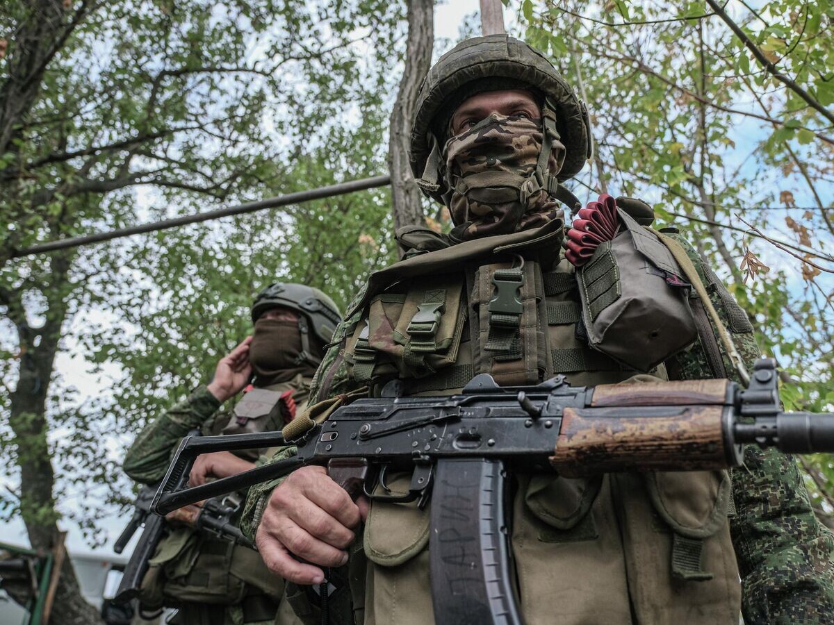    Военнослужащие штурмовых подразделений ВС РФ в зоне СВО© РИА Новости / Сергей Мирный