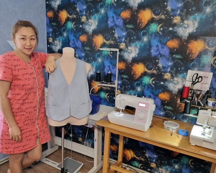     Жительница Курской области открыла свое дело благодаря социальному контракту