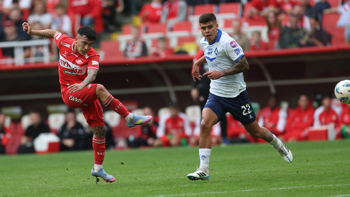    «Спартак» одержал волевую победу над «Крыльями Советов».Александр Федоров