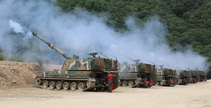 Норвегия расширяет артиллерийскую мощь, приобретя у Южной Кореи ещё 24 гаубицы K9 VIDAR. Фото: Hanwha Aerospace