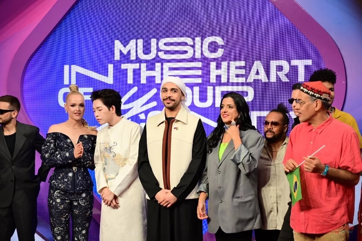    Восточный акцент.