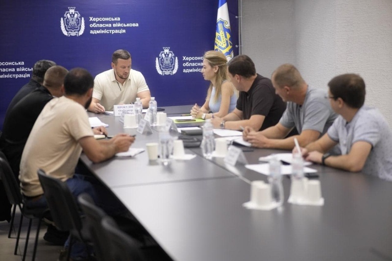    Украинская вебкам-модель поставляет антидроновые сети для ВСУ