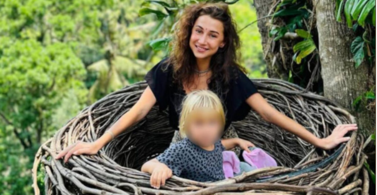 Эрика Владыка с дочерью. Фото: соцсети