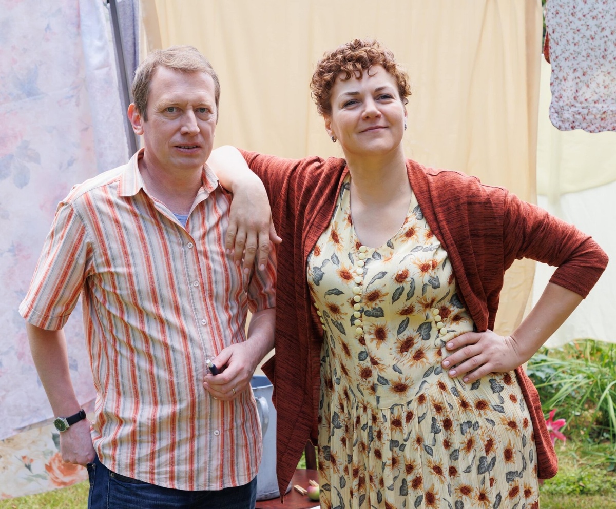 Анна Уколова, кадр из сериала «Ивановы-Ивановы»