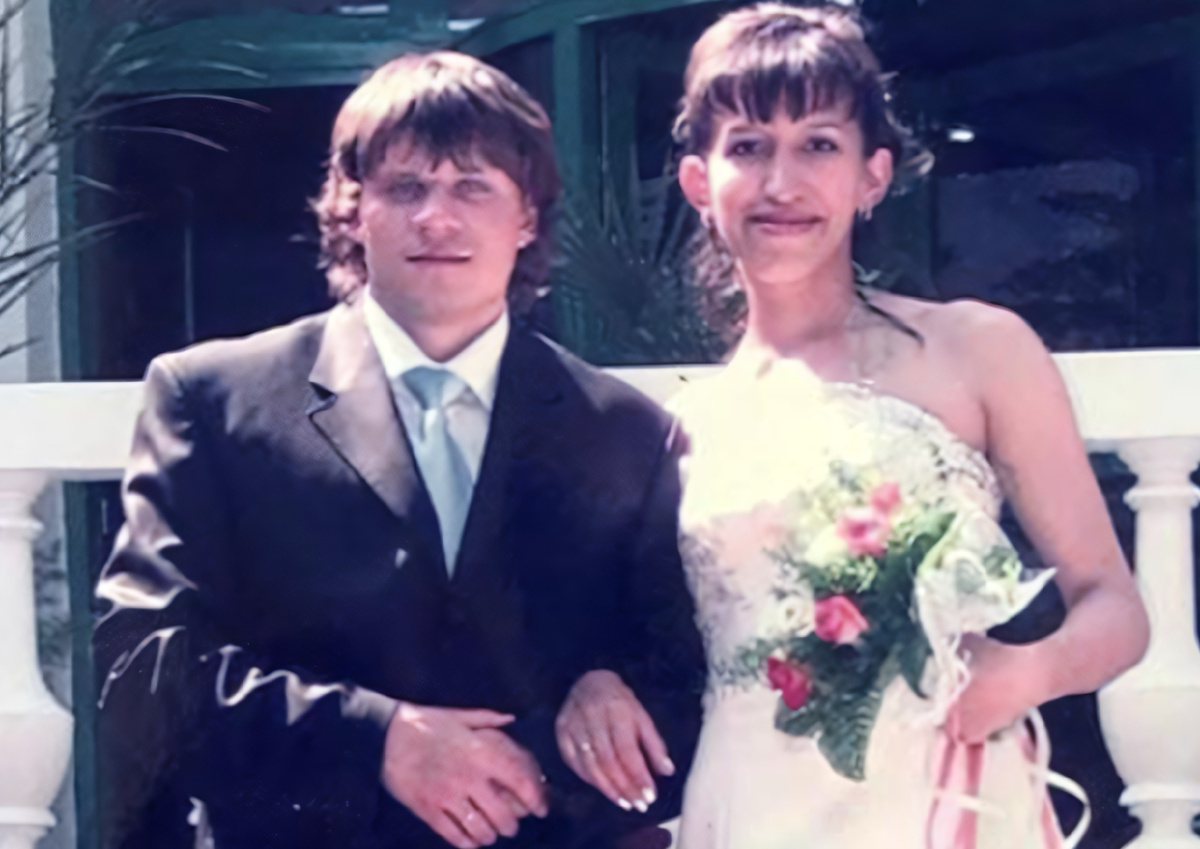 Елена Борщёва и её муж Валерий Юшкевич, кадр со свадебной церемонии