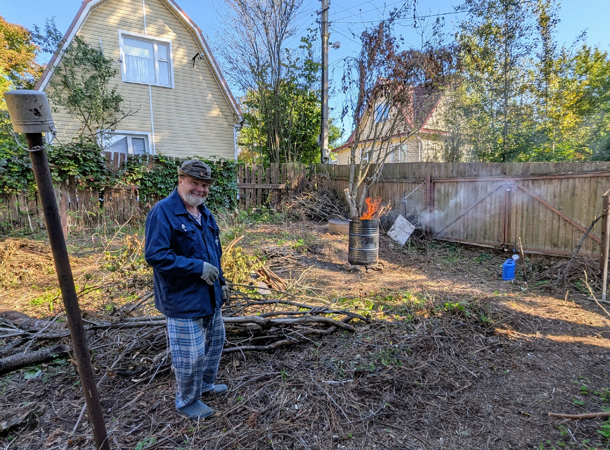Довольный батя☺️